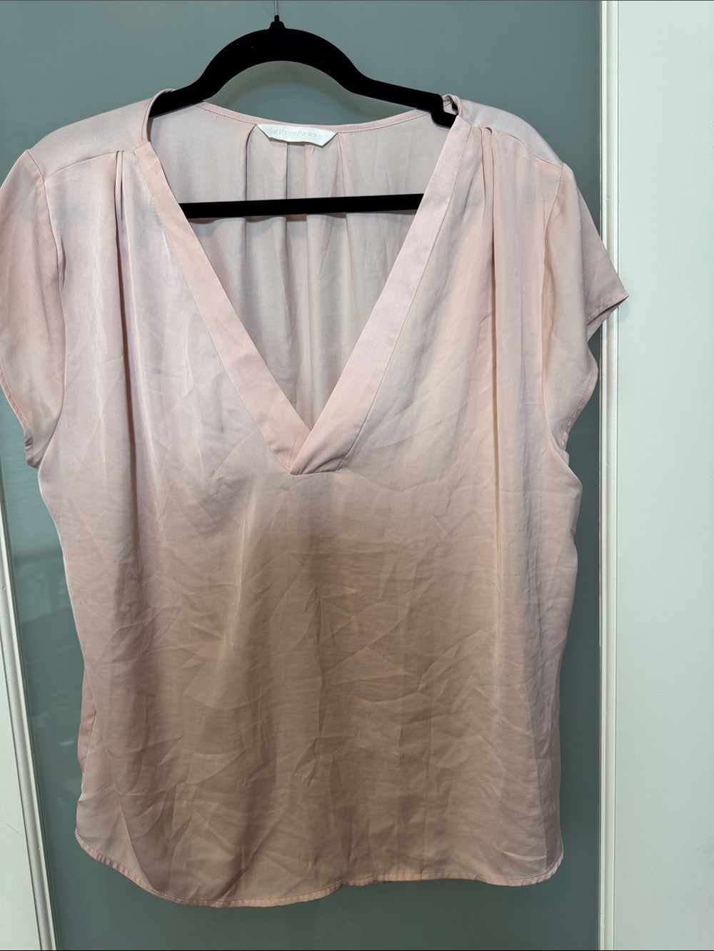 H&M Light Pink V-Neck Cap Sleeve Blouse